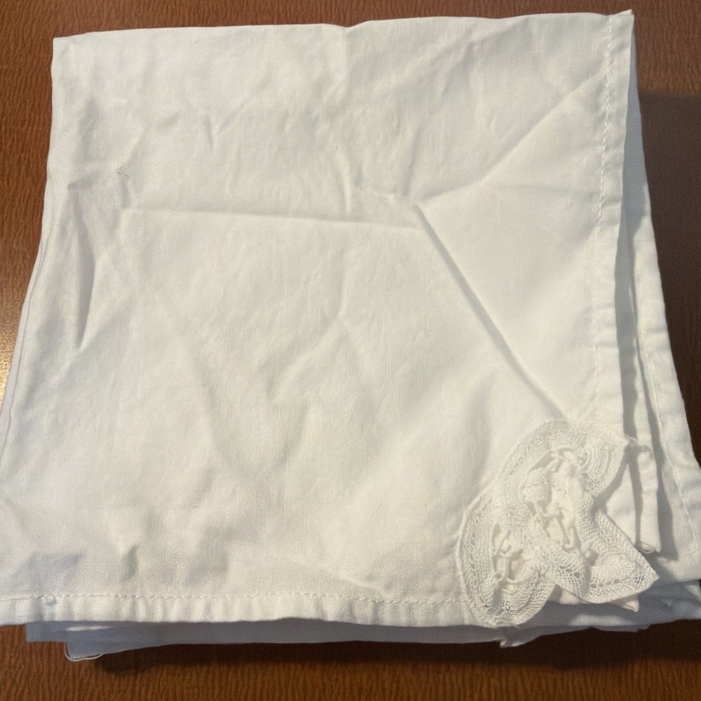 Vtg Set Of 8 White Battenberg Cloth Napkins 14x14"